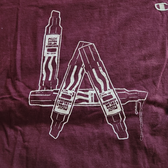 CHAMPION GRAFFITI MARKERD L.A. T SHIRT **** Burgandy Color*** - Picture 3 of 4